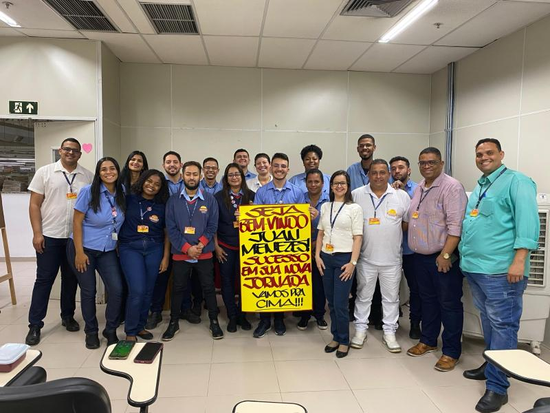 Recepção na Loja 136 como Analista de RH