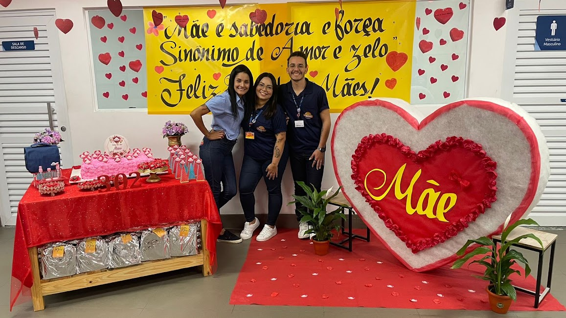 Homenagem ao Dia das Mães — Assaí Loja 302